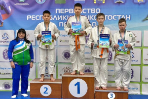 Пять медалей завоевали дзюдоисты Дёмы на Первенстве Республики Башкортостан по дзюдо среди спортсменов до 13 лет