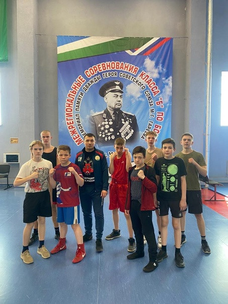 Дёмские боксеры приняли участие в учебно-тренировочных спаррингах